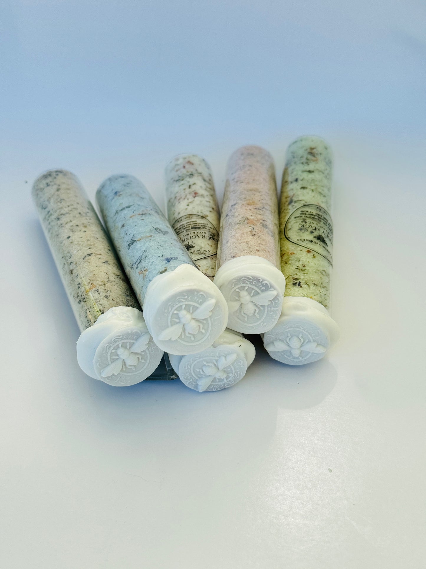 Money Magic Soaking Salts - Cinnamon, Vetiver, Osmanthus & Rosewood